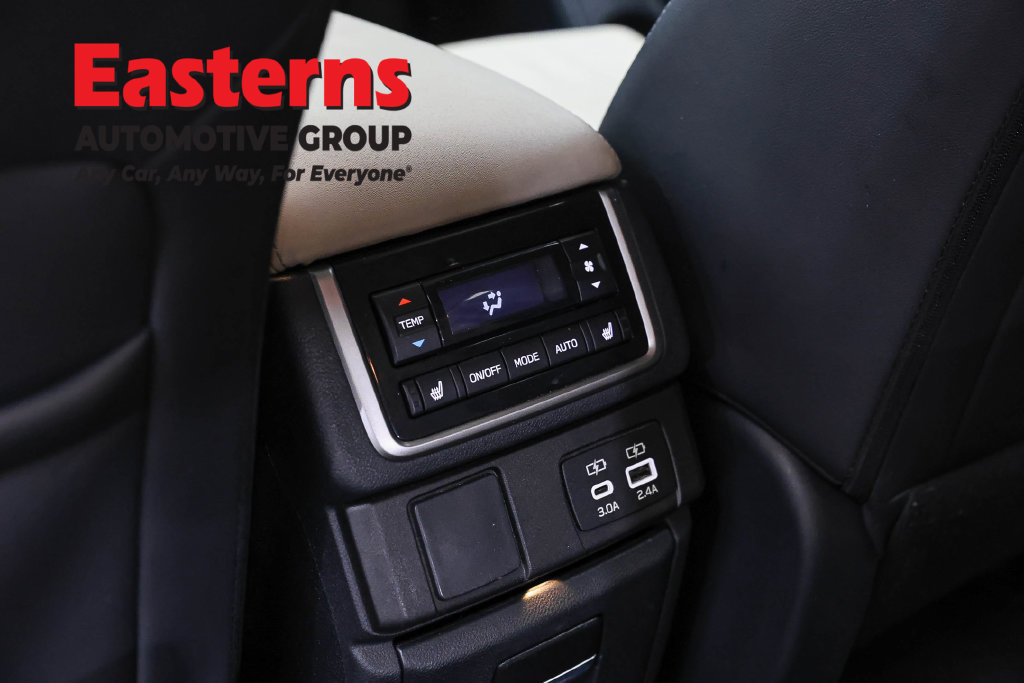 Used 2023 Subaru Ascent Limited AWD/4WD image 24