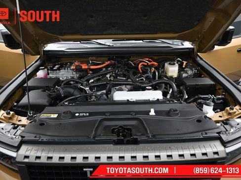 Used 2025 Toyota Land Cruiser w/ Premium Package AWD/4WD image 39
