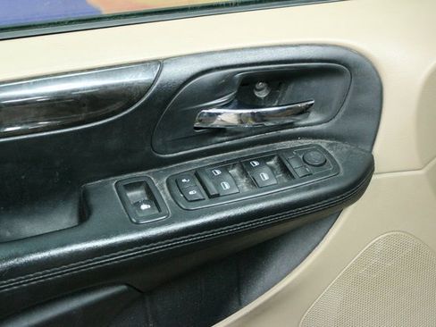 Used 2015 Dodge Grand Caravan SE w/ Quick Order Package 29E SE image 7