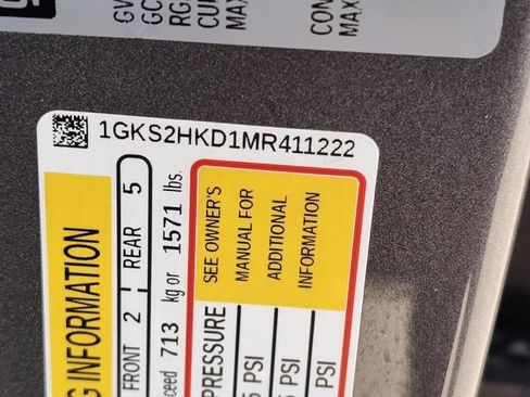 Used 2021 GMC Yukon XL AT4 w/ AT4 Premium Package image 18