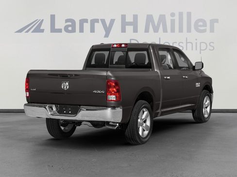 Used 2019 RAM 1500 Big Horn image 2