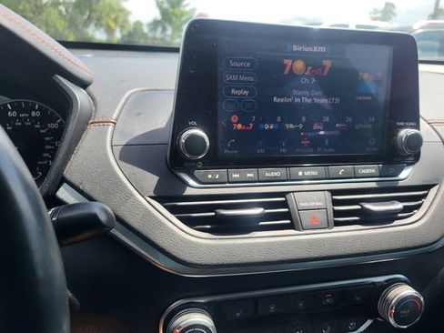 Used 2021 Nissan Altima 2.5 SR w/ SR Premium Package FWD image 68
