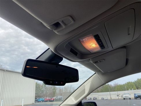 Used 2018 Chevrolet Colorado Z71 image 21