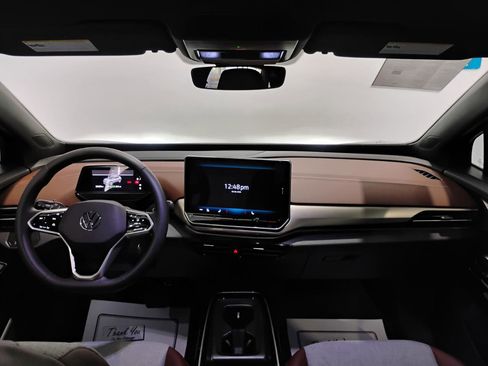 Used 2024 Volkswagen ID.4 Pro image 79