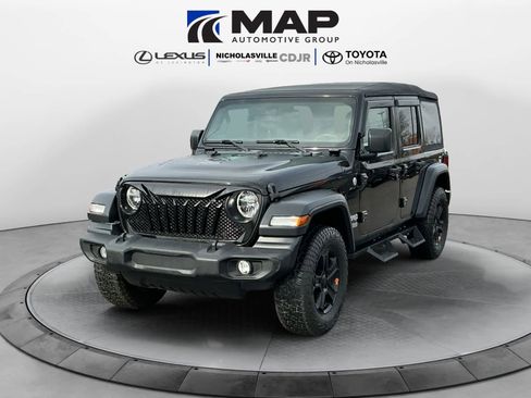 Used 2018 Jeep Wrangler Unlimited Sport image 1