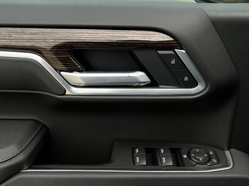 New 2026 GMC Sierra 1500 Elevation image 18