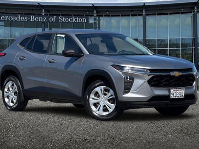 Used 2024 Chevrolet Trax LS w/ Driver Confidence Package