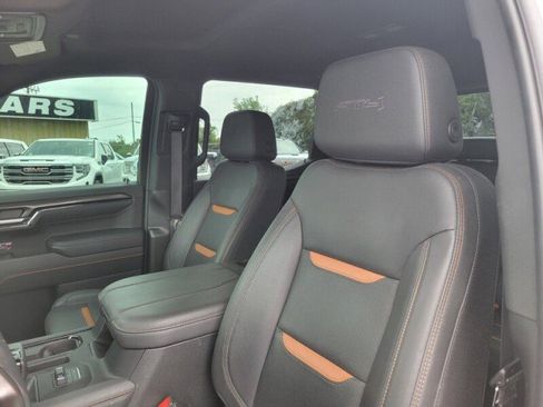 Used 2024 GMC Sierra 1500 AT4 w/ Technology Package image 13