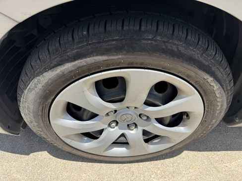 Used 2010 MAZDA MAZDA3 i Sport FWD image 16