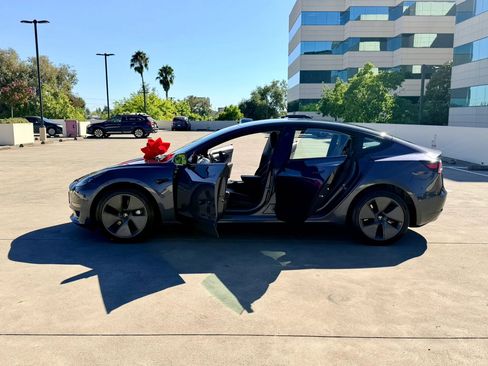 Used 2023 Tesla Model 3 Standard Range RWD image 40