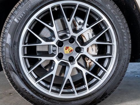 Used 2016 Porsche Macan S image 11