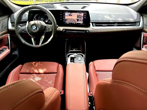 New 2026 BMW X1 xDrive28i w/ Technology Package AWD/4WD image 19