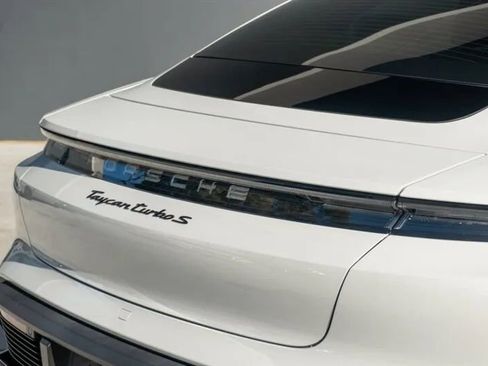 Used 2020 Porsche Taycan Turbo S image 41