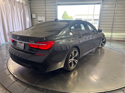 Used 2019 BMW 740i w/ Executive Package RWD image 5