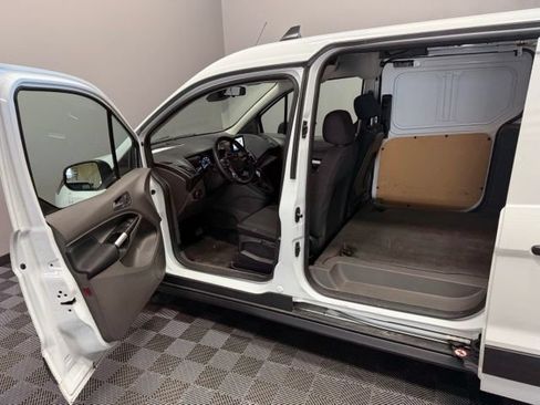 Used 2023 Ford Transit Connect XLT FWD image 13