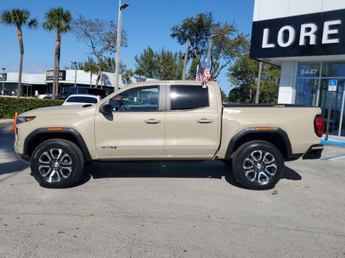 Used 2023 GMC Canyon AT4 w/ AT4 Premium Package image 8