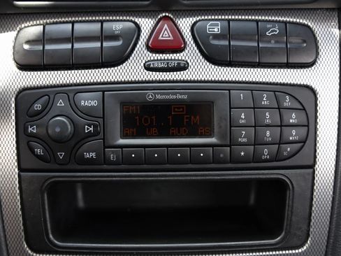 Used 2002 Mercedes-Benz C 230 Coupe image 44
