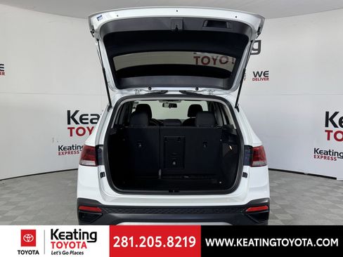 Used 2022 Volkswagen Taos S image 16