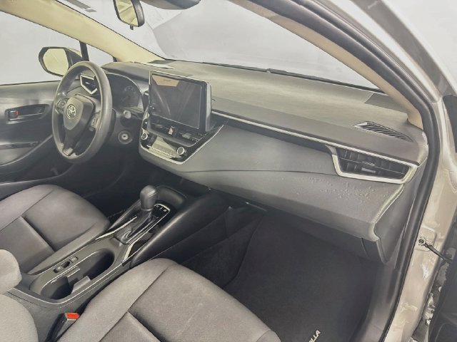 Used 2023 Toyota Corolla LE FWD image 30