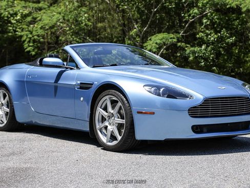 Used 2007 Aston Martin V8 Vantage Roadster RWD image 12