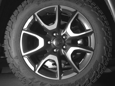 Used 2025 Jeep Compass Trailhawk AWD/4WD image 15