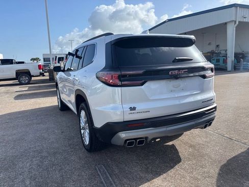 Used 2024 GMC Acadia Elevation w/ Luxury Package FWD image 6