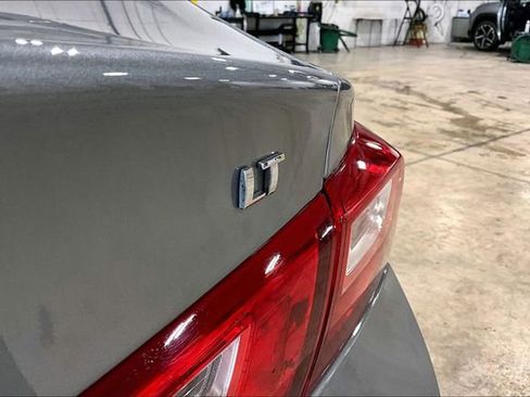 Used 2024 Chevrolet Malibu LT image 20