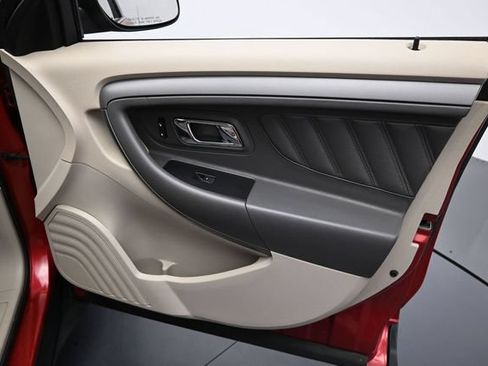 Used 2010 Ford Taurus SEL FWD image 29