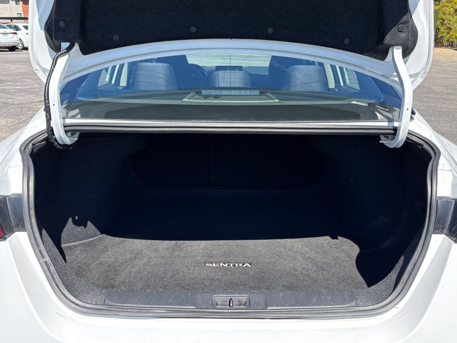 Used 2025 Nissan Sentra SV FWD image 29