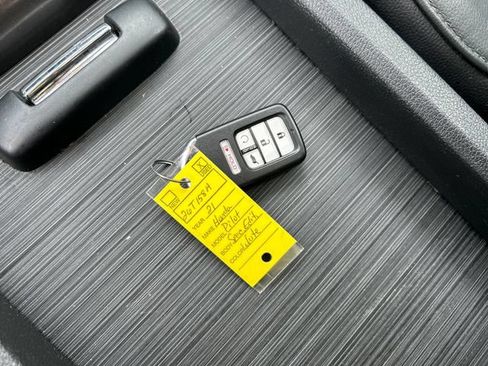 Used 2021 Honda Pilot Special Edition image 28