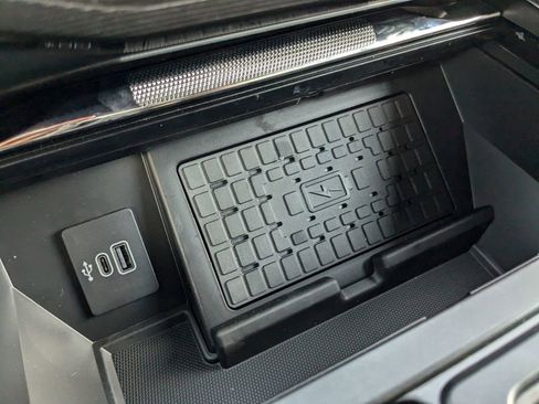 New 2025 Ford F150 Lightning Platinum image 26