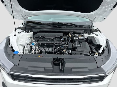 New 2025 Kia K4 LXS image 27