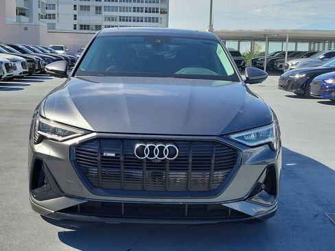 Used 2021 Audi e-tron Premium Plus w/ Premium Plus Package AWD/4WD image 9