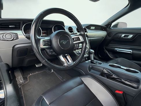 Used 2022 Ford Mustang Premium RWD image 21