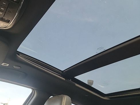 Used 2018 Jeep Grand Cherokee High Altitude image 12