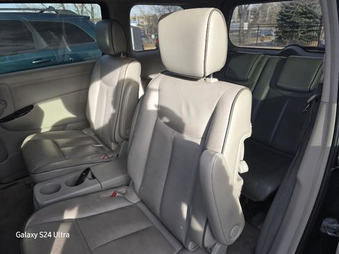 Used 2013 Nissan Quest SV w/ Leather Pkg image 7