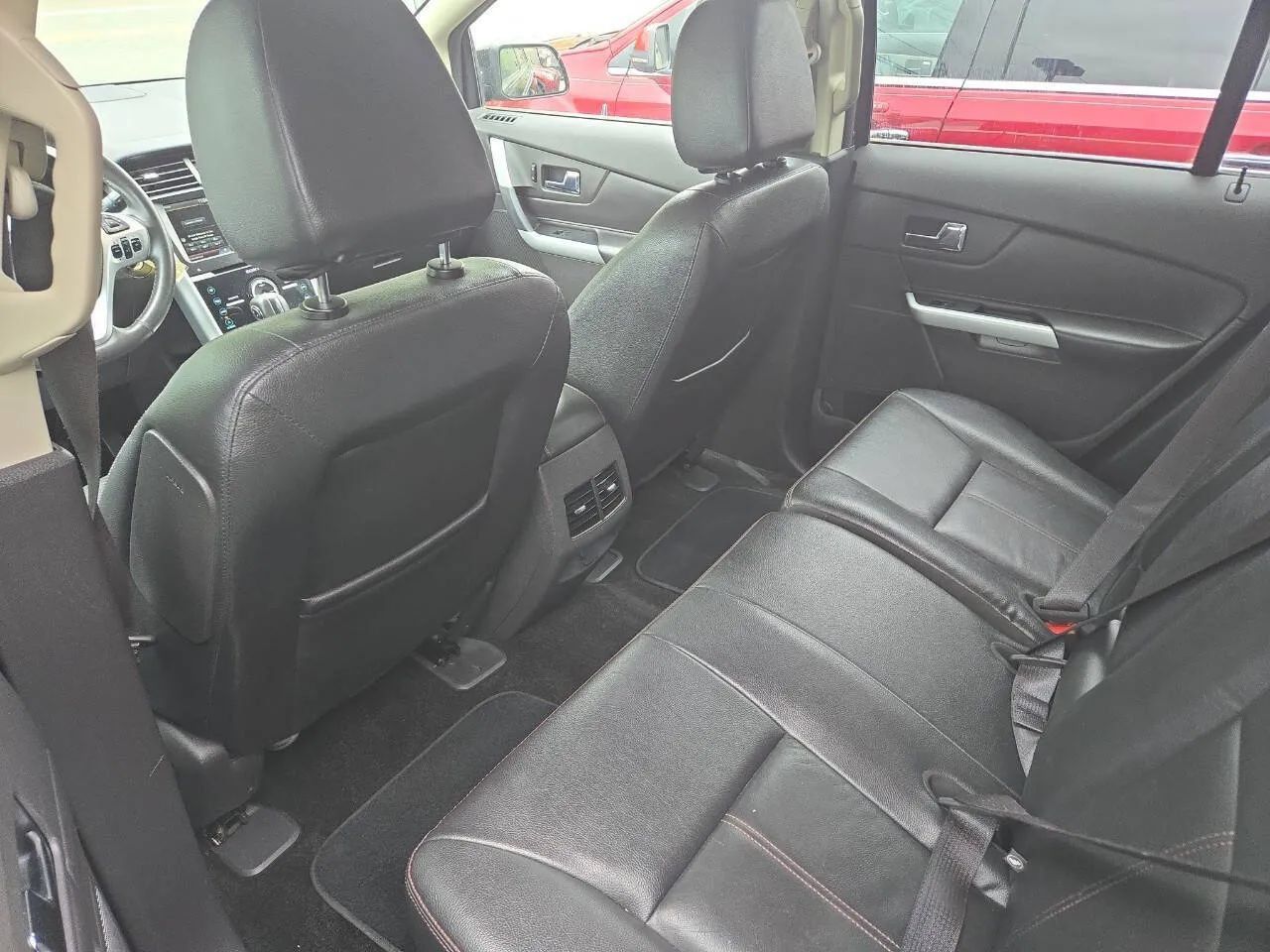 Used 2014 Ford Edge Limited AWD/4WD image 16