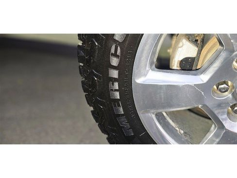 Used 2018 Chevrolet Silverado 1500 LT w/ All Star Edition image 9