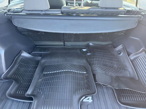 Used 2021 Toyota RAV4 XLE image 35