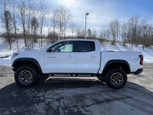 Used 2024 Chevrolet Colorado ZR2 w/ Safety Package image 6