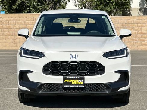 Certified 2025 Honda HR-V LX image 9