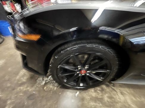 Used 2019 Ford Mustang Premium w/ Equipment Group 201A image 5