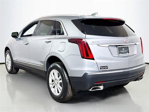 New 2025 Cadillac XT5 Luxury image 3