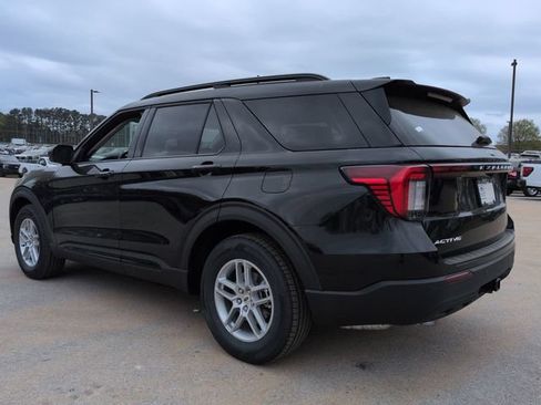 New 2026 Ford Explorer Active RWD image 6