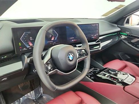 Used 2026 BMW 530i image 19
