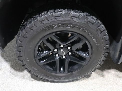 Used 2020 Chevrolet Silverado 1500 LT Trail Boss w/ Convenience Package image 10