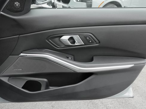 Certified 2025 BMW M340i RWD image 30