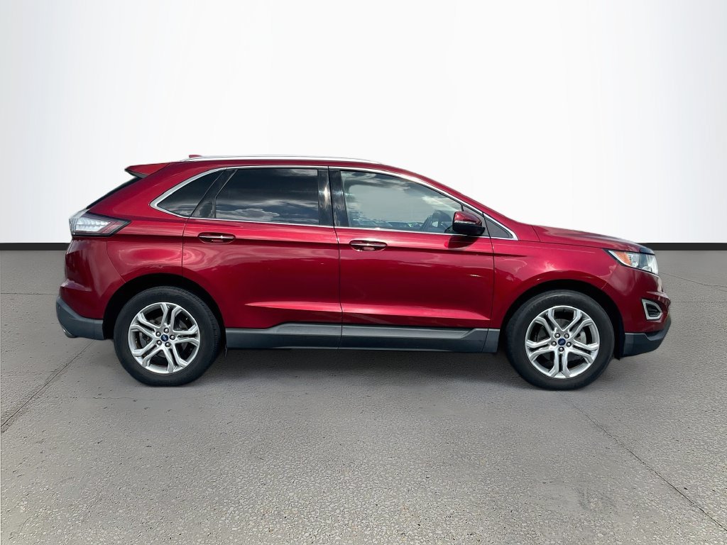 Used 2017 Ford Edge Titanium w/ Technology Package FWD image 8