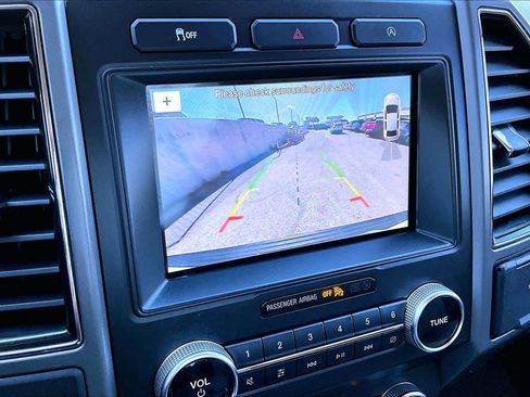 Used 2019 Ford Expedition XLT w/ Cargo Package image 29