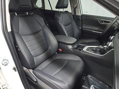 Used 2024 Toyota RAV4 XLE Premium w/ Weather Package AWD/4WD image 15